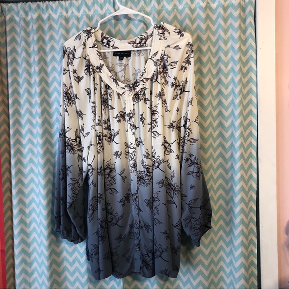 Lane Bryant Tops - Lane Bryant women’s blue ombré floral print button down blouse plus size